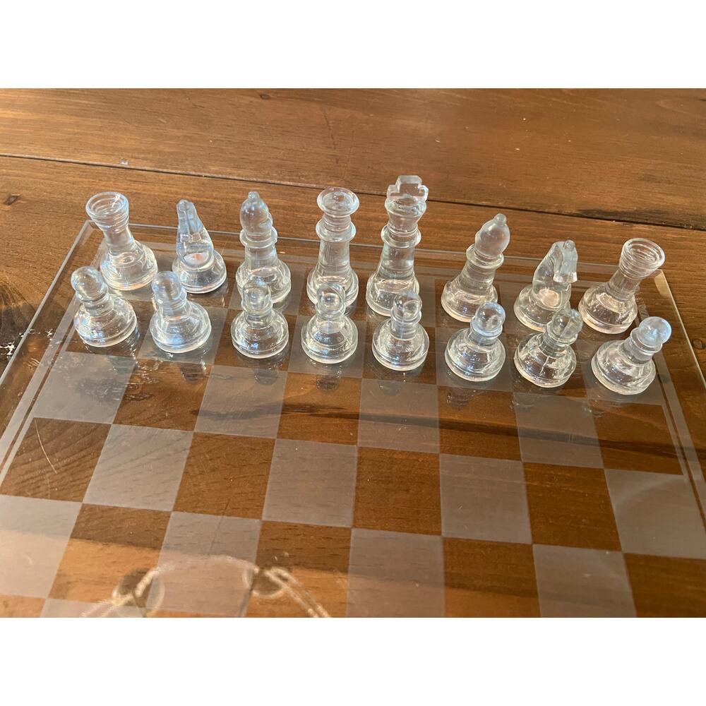 Glass Chess Set Frosted‎ Glass Complete Set - Picture 2 of 5